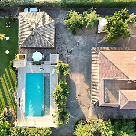 Villa Laoconte Piscina, Jacuzzi E Biliardo Canicatti Luaran gambar