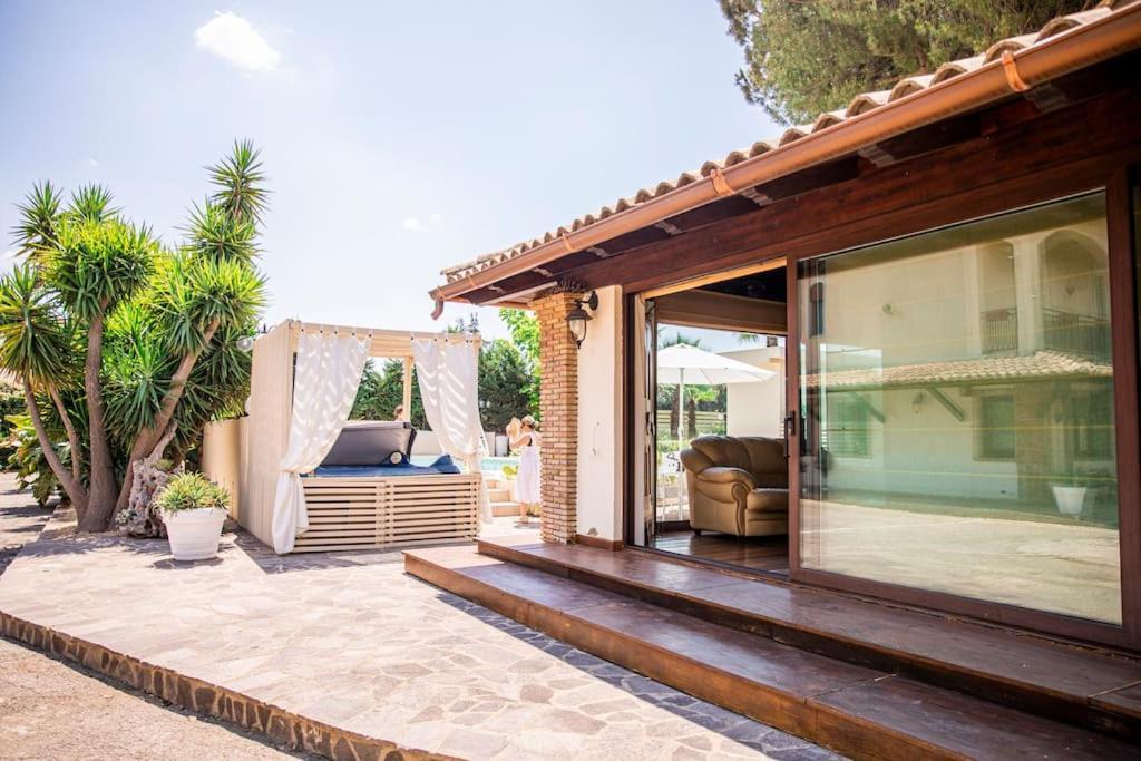 Villa Laoconte Piscina, Jacuzzi E Biliardo Canicatti Luaran gambar