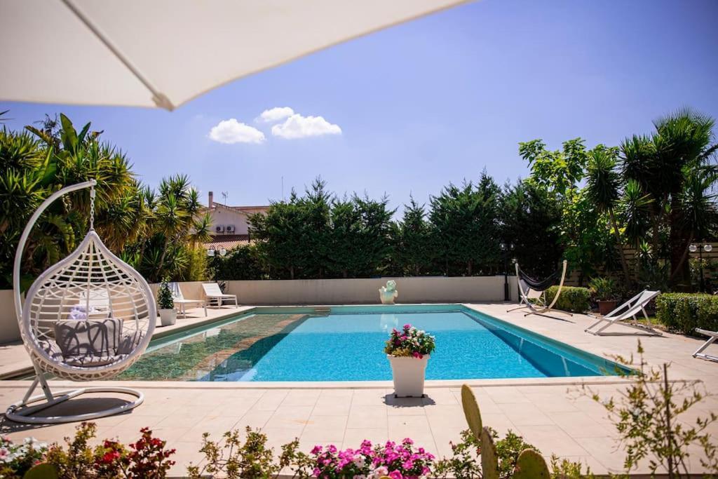 Villa Laoconte Piscina, Jacuzzi E Biliardo Canicatti Luaran gambar