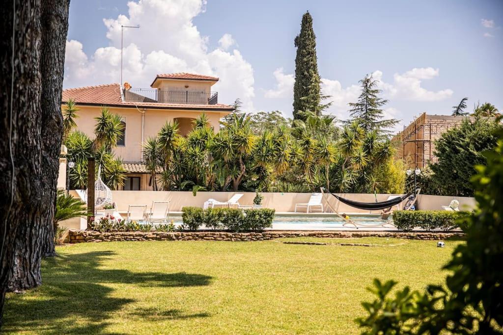 Villa Laoconte Piscina, Jacuzzi E Biliardo Canicatti Luaran gambar